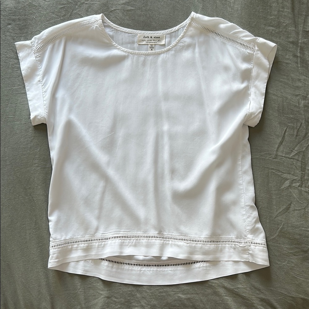Cloth & Stone Ivory Short Sleeve Top